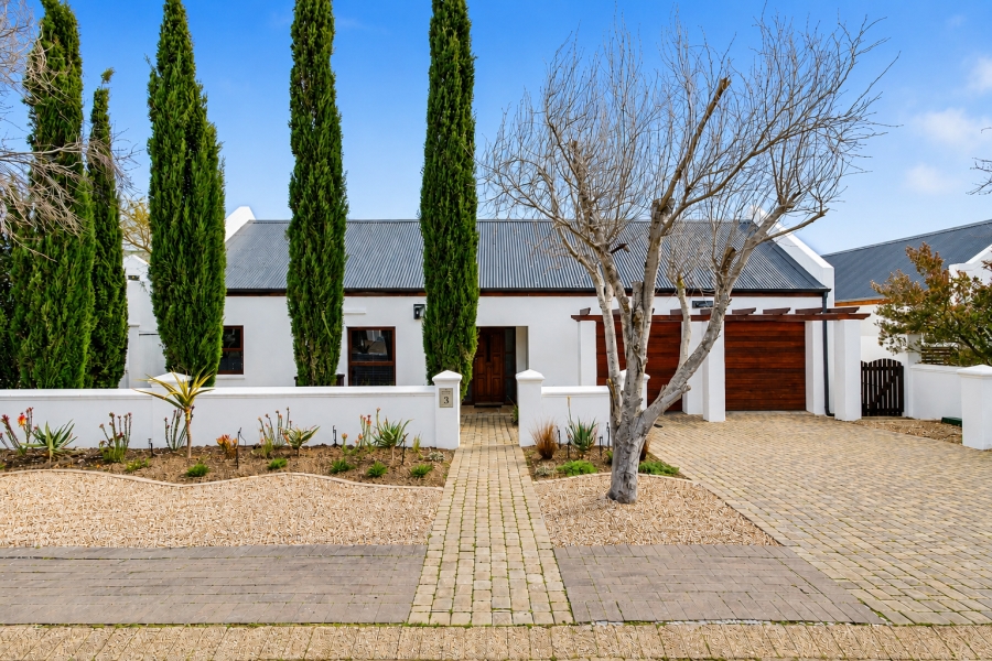 5 Bedroom Property for Sale in Croydon Vineyard Estate Western Cape